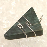 H&E社 ニュージーランド グリーンストーン タンブル ペンンダントトップ 7.3g (ID:67376)