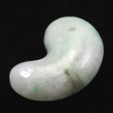糸魚川翡翠  ヒスイ 小滝産 薄緑 31mm勾玉 ディレクトリカード付 13.11g (ID:68643)
