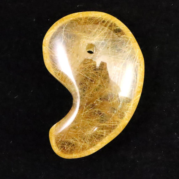 ヒマラヤ マニハール産 ゴールドルチル入り 水晶 33mm勾玉 10.2g (ID:68804)