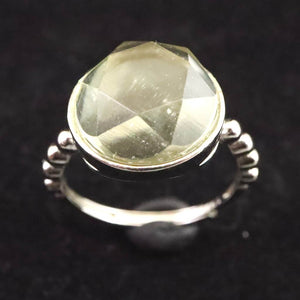 リビアンデザートグラス 12mmヘキサゴンカット リング  2.75g  (ID:69103)