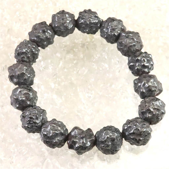 エジプト産 メテオライト 珪化鉄隕石 原石 プレスレット 115g (ID:69732)