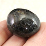 H&E社 アルベゾナイト アルベゾン閃石 タンブル 17.8g (ID:69836)