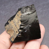 隠岐の島 黒曜石 37mm原石 カット ディレクトリカード付 33.2g (ID:70249)
