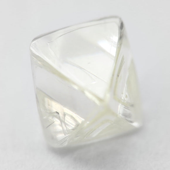 天然 ダイヤモンド ソーヤブル結晶 正八面体 トライゴン 0.385ct Iカラー VVS1  ソ付 (ID:70283)
