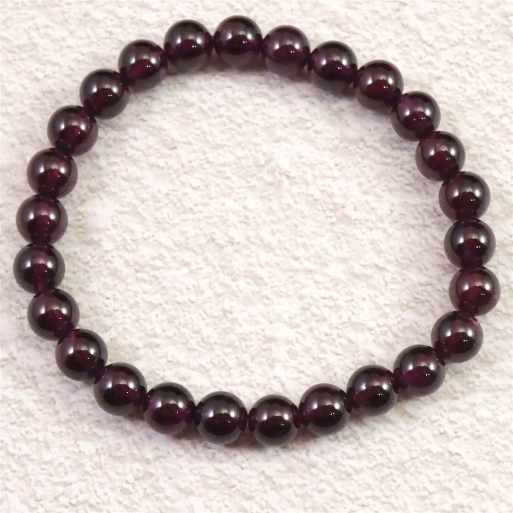 ロードライト ガーネット 4A 7mm玉ブレスレット 17.70g (ID:71047