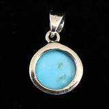 アリゾナ キングマン鉱山産ターコイズ 9mmラウンド ペンダント 1.7g (ID:72112)