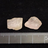 マダガスカル産 モルガナイト 原石 2個セット 2.9g (ID:72196)