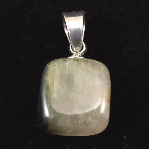 ザギマウンテンクォーツ タンブル ペンダントトップ　1.22g (ID:72834)