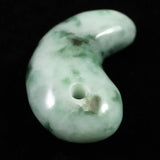 糸魚川翡翠  ヒスイ 小滝産 薄緑 31mm勾玉 ディレクトリカード付 11.51g (ID:73092)