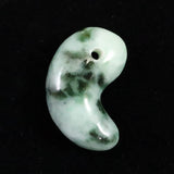 糸魚川翡翠  ヒスイ 小滝産 薄緑 31mm勾玉 ディレクトリカード付 11.51g (ID:73092)