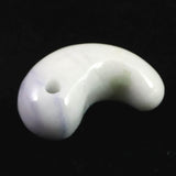 糸魚川翡翠 ラベンダー 30mm勾玉 現代の名工作 証明書付　12.6g (ID:73443)