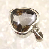 ロシア産　パラサイト隕石　10mmハート　ペンダントトップ 3.15g (ID:73463)