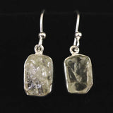 ロシア産 フェナカイト 11X8mm原石 ピアス 3.0g (ID:73476)