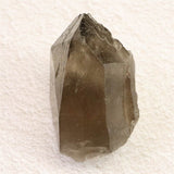天然非加熱 ヒマラヤ ガウリンシャカール スモーキークォーツ 55mm ポイント  原石 セルフヒールド カテドラル 81.9g (ID:73777)