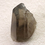 天然非加熱 ヒマラヤ ガウリンシャカール スモーキークォーツ 55mm ポイント  原石 セルフヒールド カテドラル 81.9g (ID:73777)