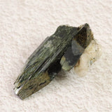 ザギマウンテン産 35mmエジリン輝石  6.27g (ID:74483)