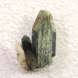 ザギマウンテン産 35mmエジリン輝石  6.27g (ID:74483)