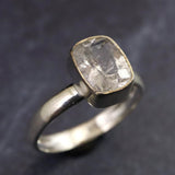 ロシア産 フェナカイト 9X7mmファセットカット リング 13.5号 (ID:74709)