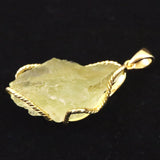 リビアンデザートグラス 36mm原石 ペンダントトップ 10.8g  (ID:74930)