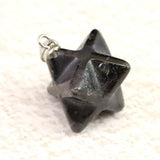 H&E社 ミスティックメルリナイト 18mmマカバスター ペンダントトップ 証明書付 4.1g **特価品** (ID:76261)