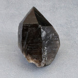 岐阜県中津川市蛭川産 煙水晶 スモーキークォーツ 52mm原石 42.2g (ID:76893)