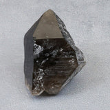 岐阜県中津川市蛭川産 煙水晶 スモーキークォーツ 52mm原石 42.2g (ID:76893)