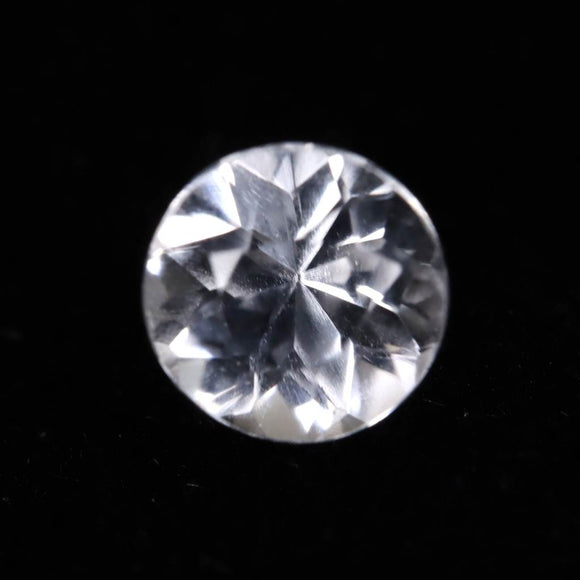 H&E社 フェナカイト(AZOZEO) A++  4.3mmラウンドカット ルース 証明書付 0.33ct (ID:77190)