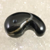 神居古潭石 （カムイ・コタン） 33mm 勾玉 証明書付 14.4g (ID:79025)