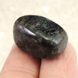 H&E社 アルベゾナイト アルベゾン閃石 タンブル 8.4g (ID:80701)