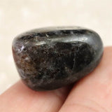 H&E社 アルベゾナイト アルベゾン閃石 タンブル 8.4g (ID:80701)