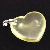 リビアンデザートグラス 28mmハートポリッシュ ペンダントトップ 9.2g  (ID:81307)