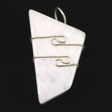 H&E社 ニュージーランドホワイトアゼツライト (AZOZEO) タンブル ペンダント 6.1g　 (ID:81384)