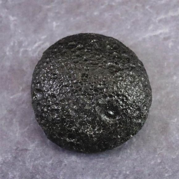 チベタンテクタイト 28mm 原石  11.3g (ID:81428)