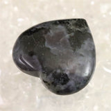 H&E社 ミスティックメルリナイト 25mmハート 証明書付 8.0g (ID:81746)