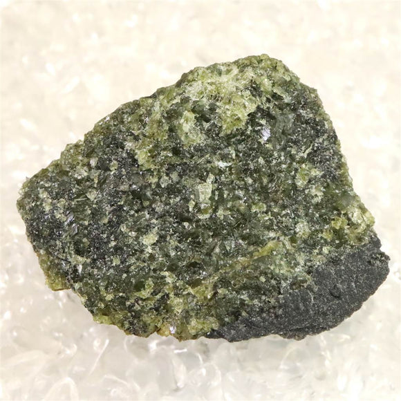 佐賀県唐津市産 ペリドット 苦土橄欖石 くどかんらん石　原石 21.5g (ID:82361)