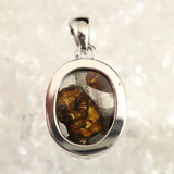 ロシア産　パラサイト隕石　13.5mmオーバル　ペンダントトップ 1.90g (ID:82432)