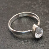 ロシア産 フェナカイト 8.2mm ペアシェイプカット リング 16号 (ID:82596)
