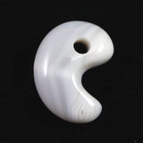 北海道 花石メノウ 瑪瑙 20mm勾玉 ディレクトリカード付 3.4g (ID:82928)