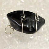 H&E社　チベタンテクタイト 原石 ペンダントトップ 9.4g (ID:83027)