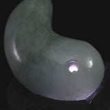 糸魚川翡翠  ヒスイ 小滝産 薄緑 30mm勾玉 ディレクトリカード付 12.23g (ID:83445)