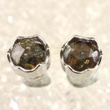 ロシア産　パラサイト隕石　8mmラウンド　ピアス 3.10g (ID:84222)