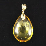 天然琥珀　バルティックアンバー 25mm ペアシェイプ ペンダントトップ 2.9g (ID:84429)