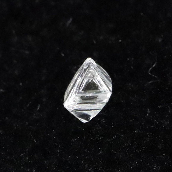 天然 ダイヤモンド ソーヤブル結晶 八面体 成長丘  0.071ct (ID:85006)