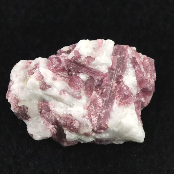 ピンクトルマリン入り水晶 46mm原石 39.9g (ID:85058)