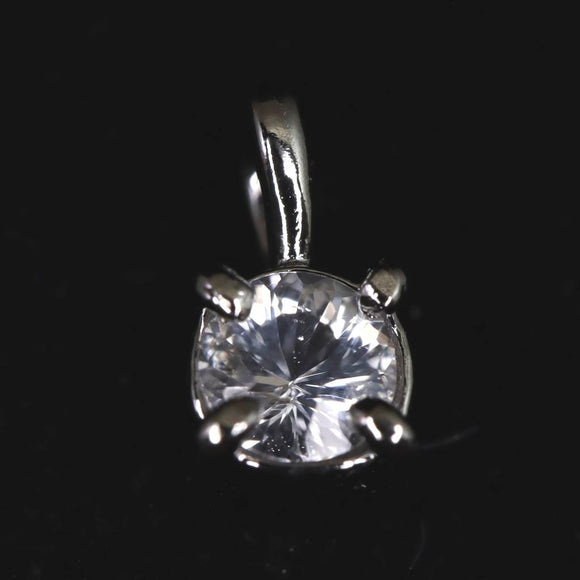 ロシア産 フェナカイト 4mmラウンド ペンダントトップ 0.29g (ID:85998)