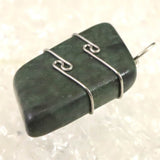 H&E社 ニュージーランド グリーンストーン タンブル ペンンダントトップ 7.1g (ID:86072)