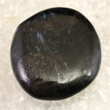 H&E社  アルベゾナイト アルベゾン閃石 パームストーン　23.8g (ID:86258)