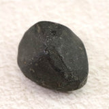 北海道 遠軽町産  黒曜石 27mm原石  12.8g (ID:86288)