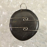 H&E社 マスターシャーマナイト  タンブル ペンダントトップ 5.5g (ID:87455)