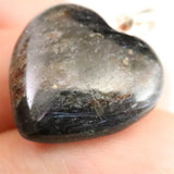 H&E社  アルベゾナイト アルベゾン閃石　15mmハート ペンダント 2.6g (ID:88438)